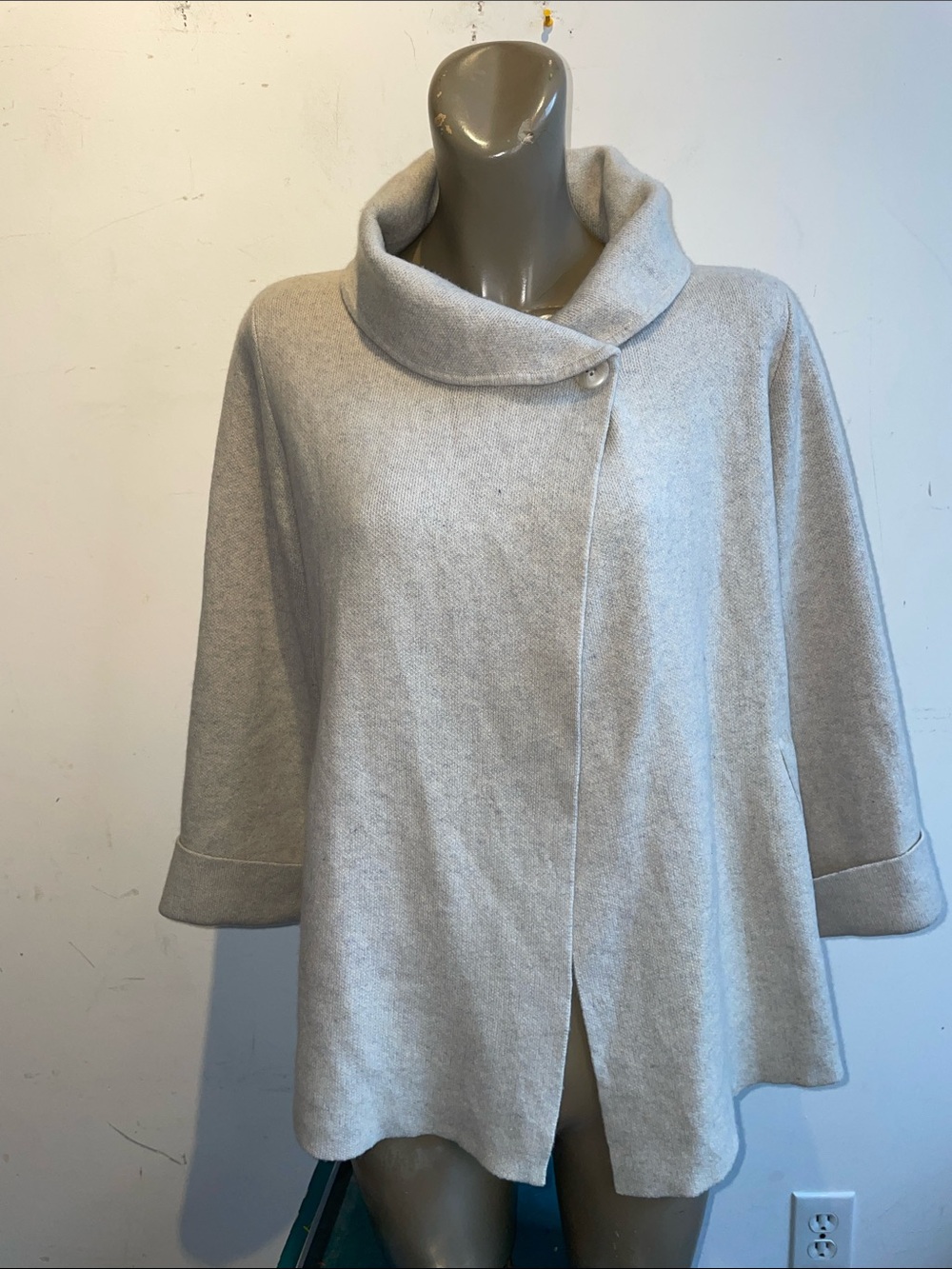 Adrienne Vittadini cashmere cardigan